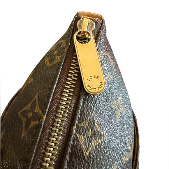 Beautiful Louis Vuitton Totally PM Shoulder Bag - Picture 14 of 14